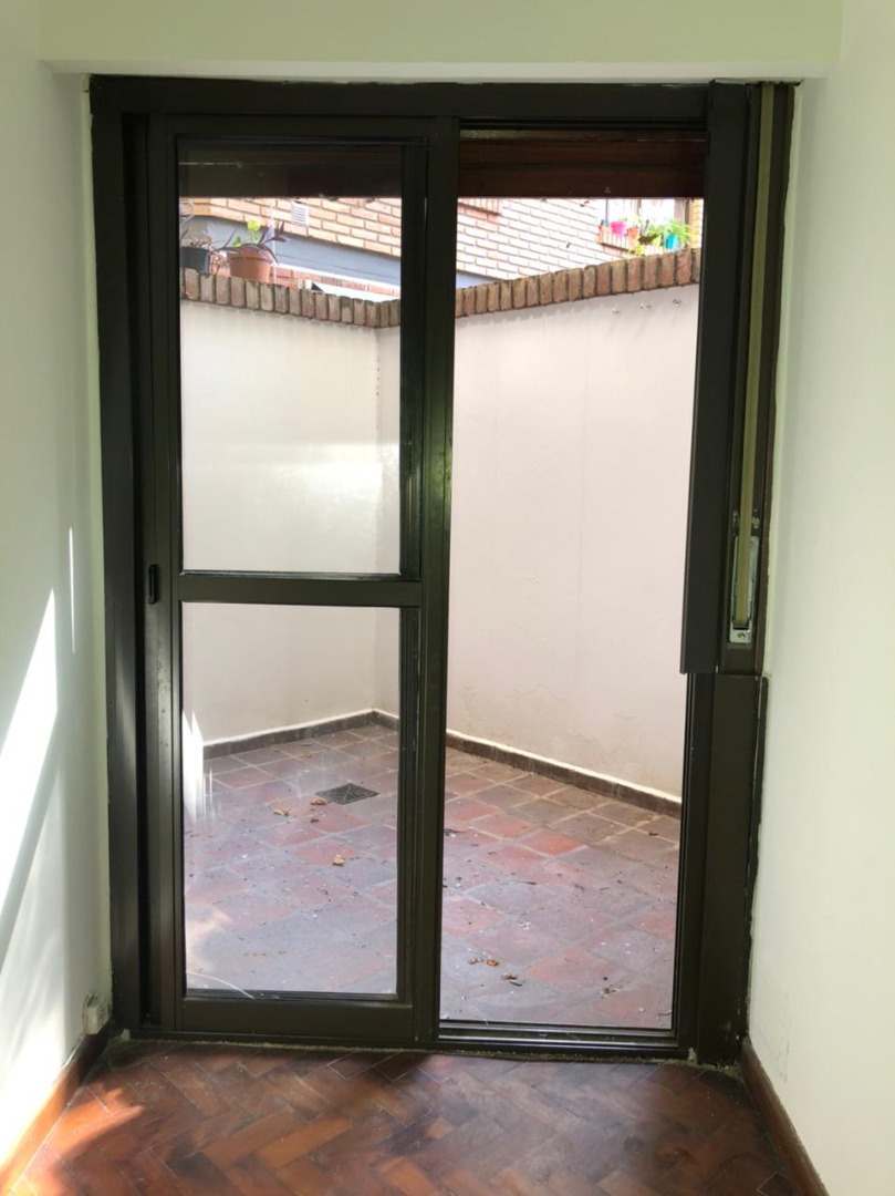 5 ENTRADA PATIO.jpg